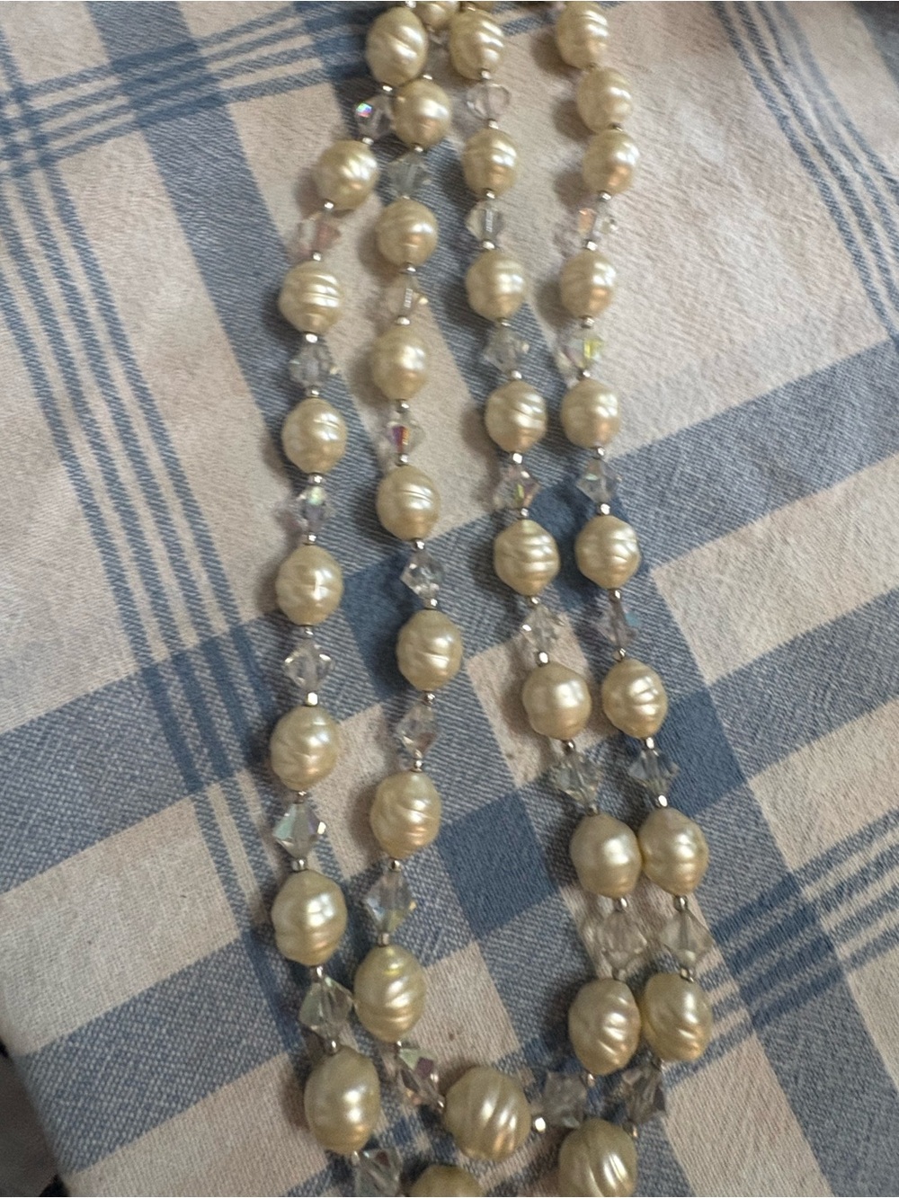 Classic Pearl-Style Double Strand Necklace - Cream